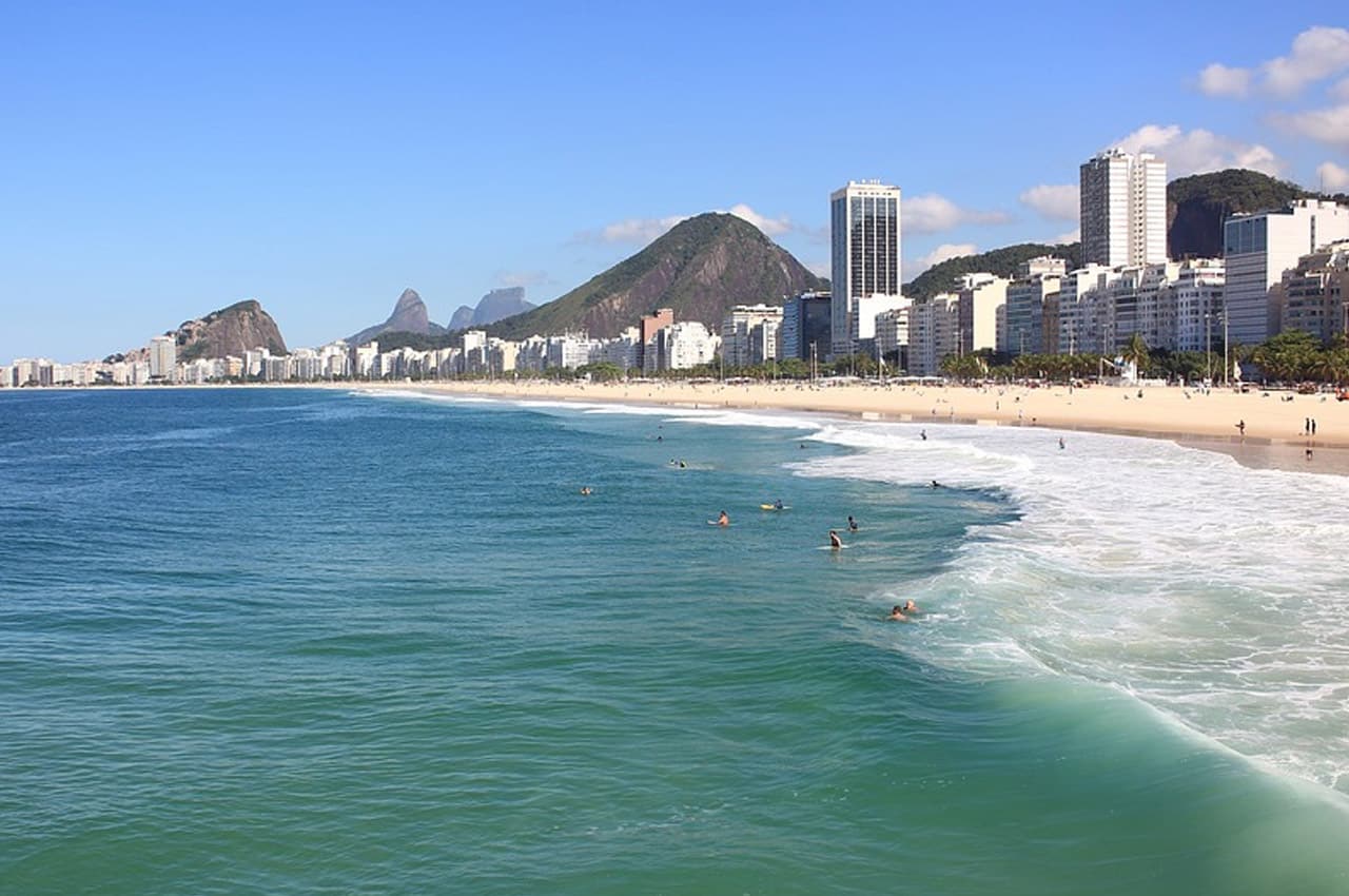 Quais as 20 praias mais bonitas do Brasil?