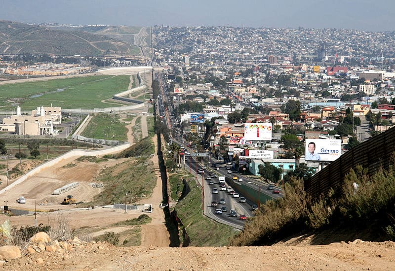 Fronteira entre San Diego e Tijuana