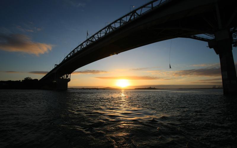 Saltar de bungy jump em Auckland