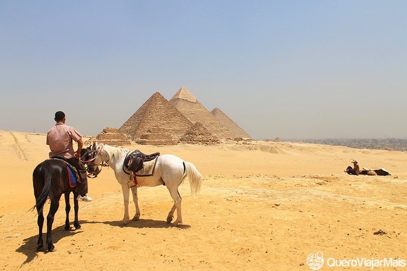 Passeio a cavalo nas Pirâmides de Giza