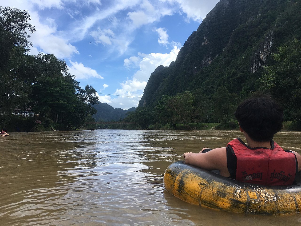 melhor epoca para visitar o laos cidade de vang vieng