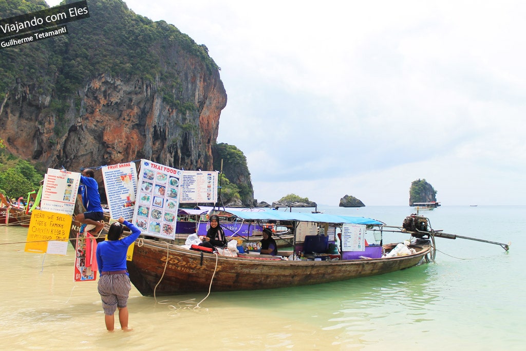 Bares em barcos de Railay Beach