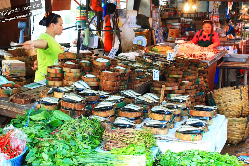 Mercado de rua em Bangkok