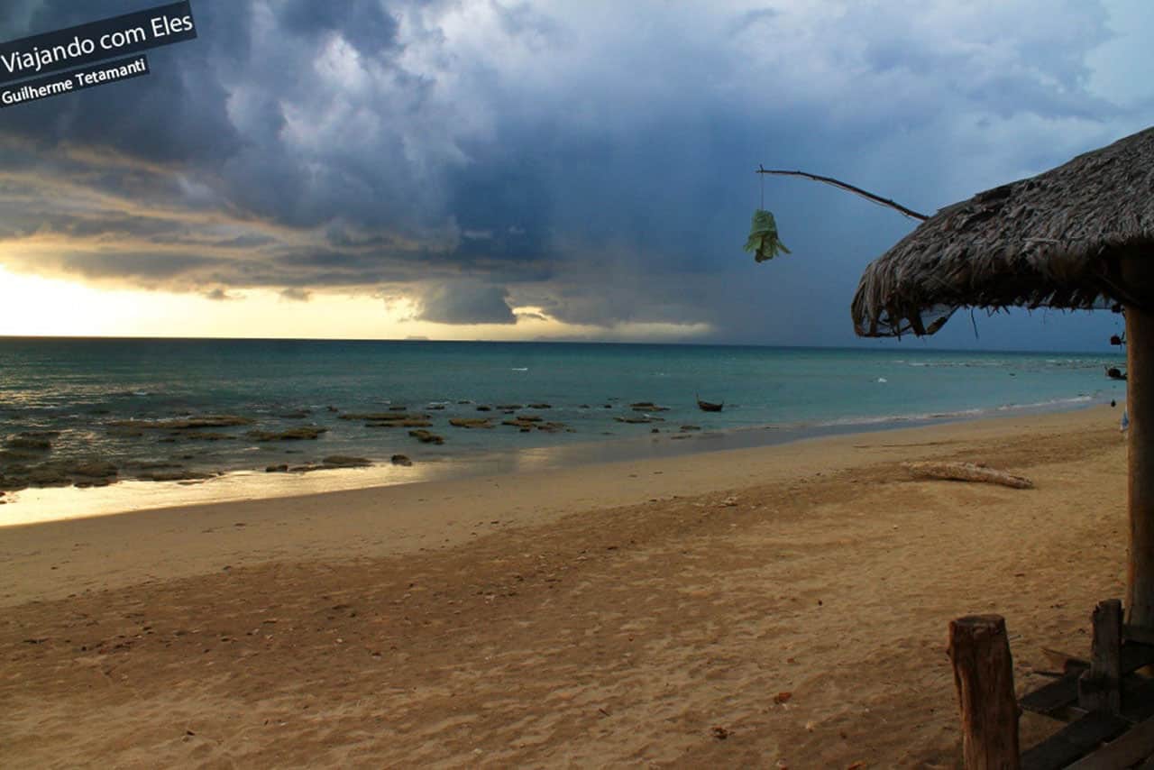 Chuva chegando em Koh Lanta.