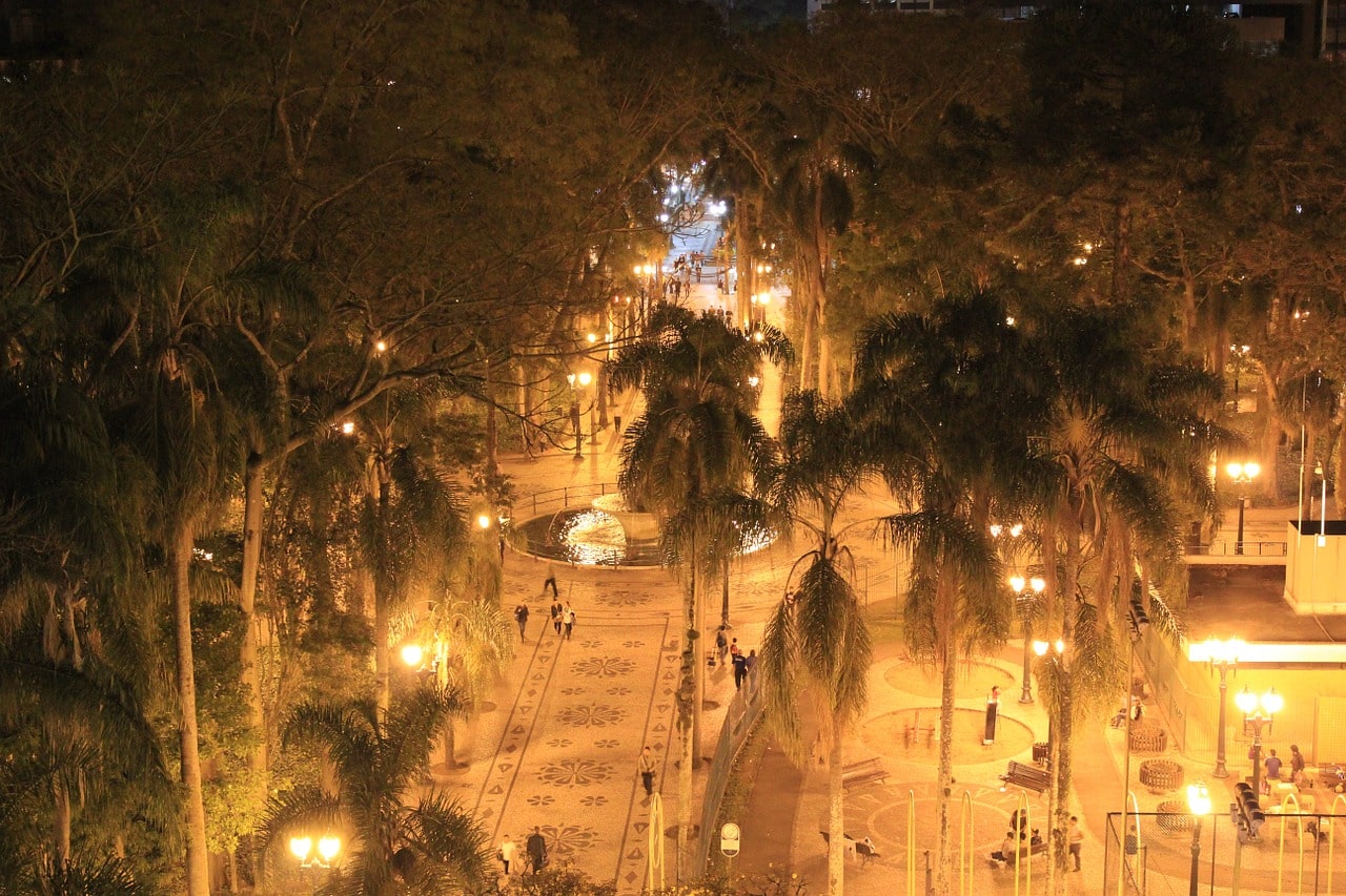Fim de semana em Curitiba Final de semana em Curitiba