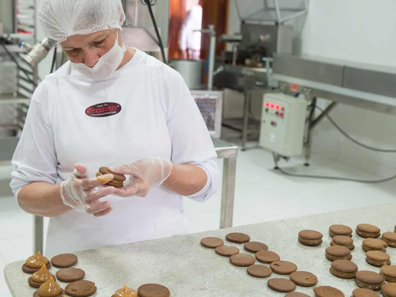 onde comer chocolate em monte verde