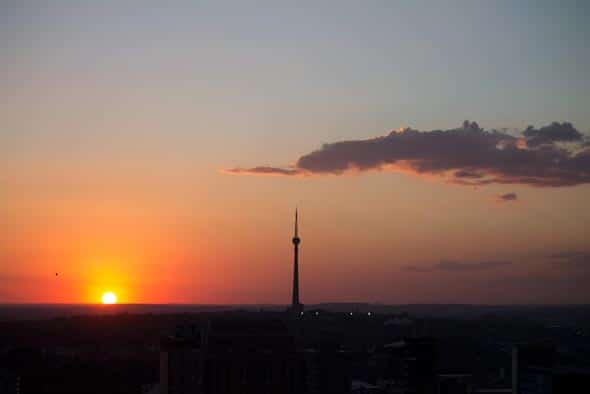 Pôr-do-sol do alto em Joanesburgo.