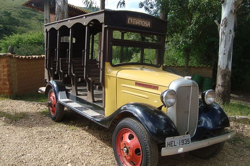 Estrada Real o que fazer Museu do Automóvel bichinho