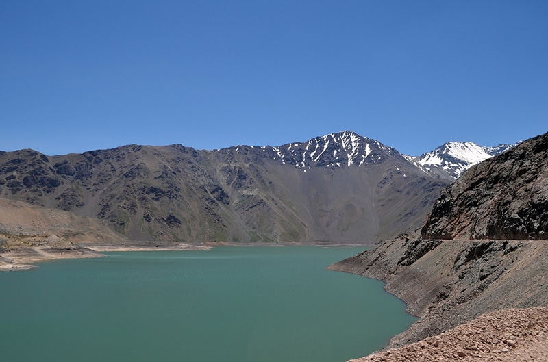 Lago em Cajón del Maipo