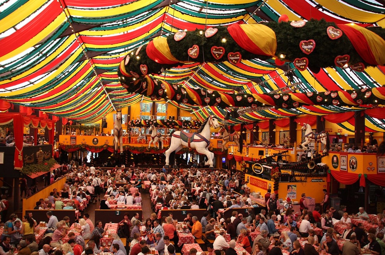 Dicas da Oktoberfest 2021 tendas oktoberfest munique