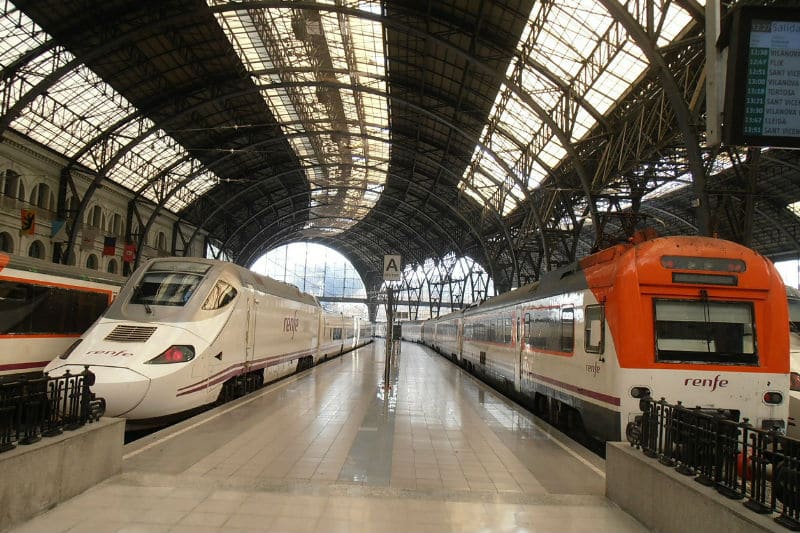 Viajar de trem na Espanha