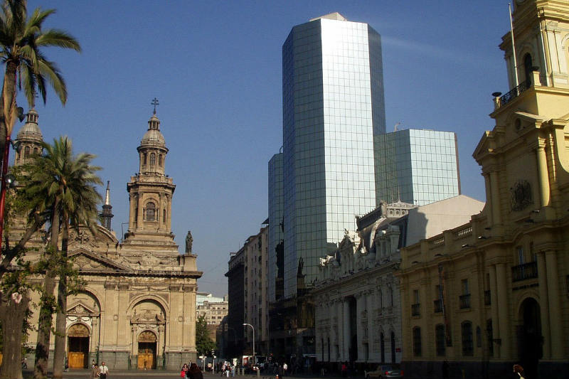 Pontos turísticos de Santiago perto do metrô