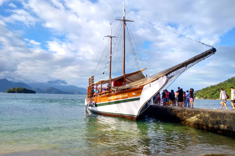 Passeio de Escuna em Angra dos Reis