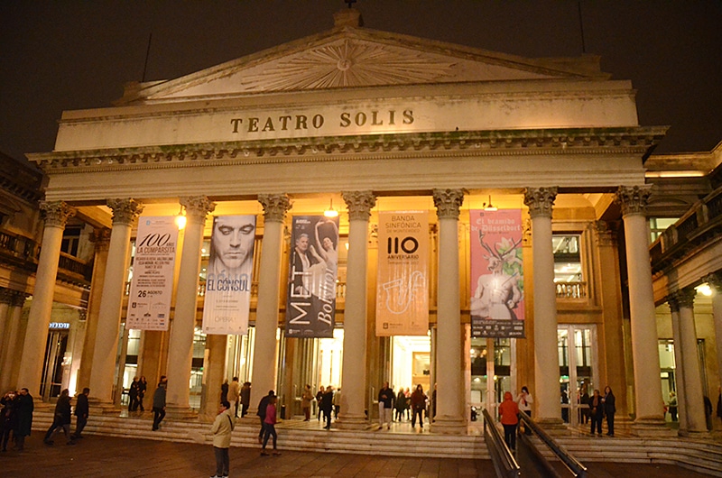 Como visitar o teatro Solis