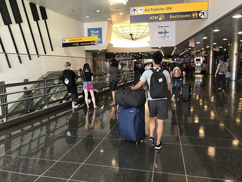 Quanto tempo de antecedência chegar no aeroporto