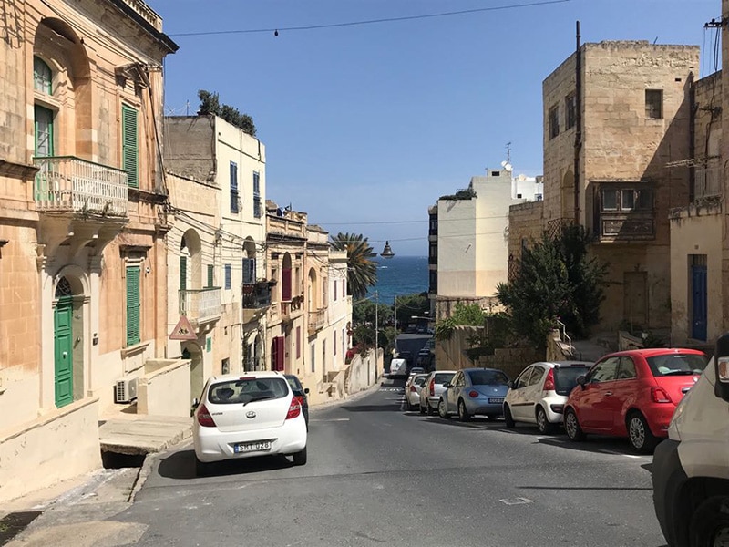 Tem muito brasileiro em Malta?