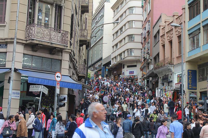 Hospedagem na Rua 25 de Março