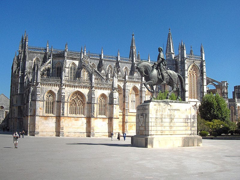 Mosteiro da Batalha história de Portugal 