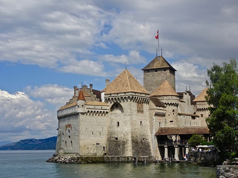 Pontos turísticos na Suíça: Castelo Chillon