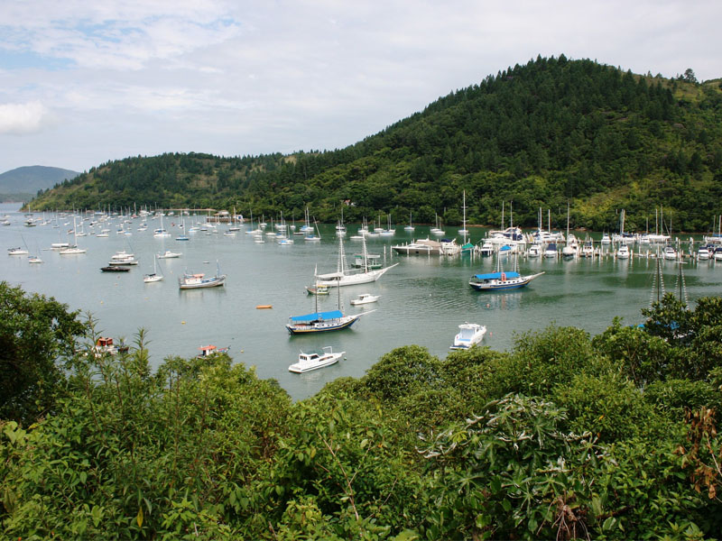 pontos turísticos de Ubatuba agitados