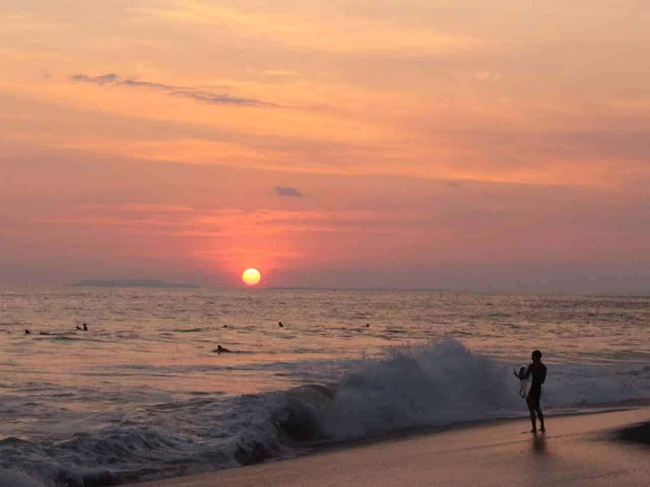 onde surfar no mundo