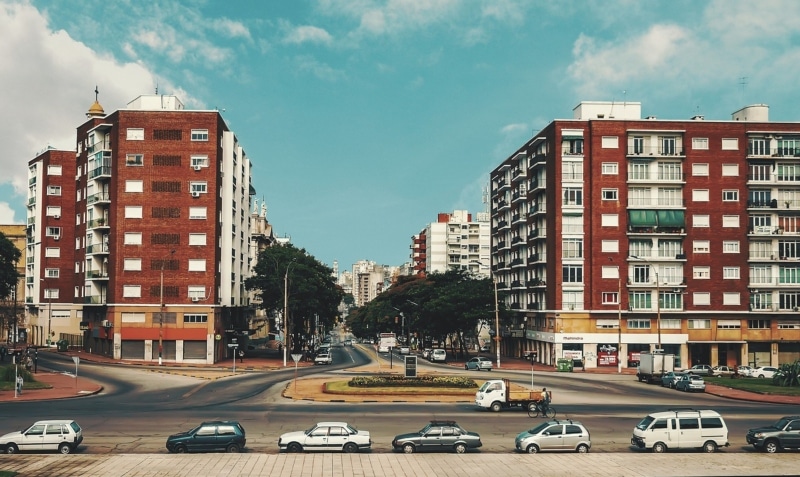 Brasileiro pode tirar o visto americano em outro país Visto americano no Uruguai