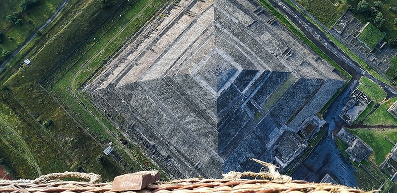 Passeio nas pirâmides do México