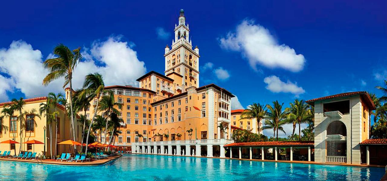 hotel com piscina aquecida em Miami