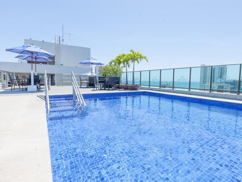 Melhores hotéis em Recife com piscina à beira mar