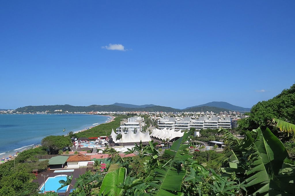 Praias para família em Florianópolis jurere internacional