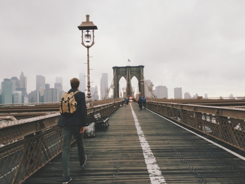 Atravessando a Brooklyn Bridge