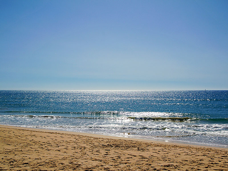 Turismo nas praias de Faro Portugal