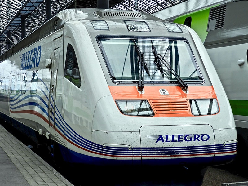 Dá para sair de trem do aeroporto de Helsinque? Dicas de Helsinque
