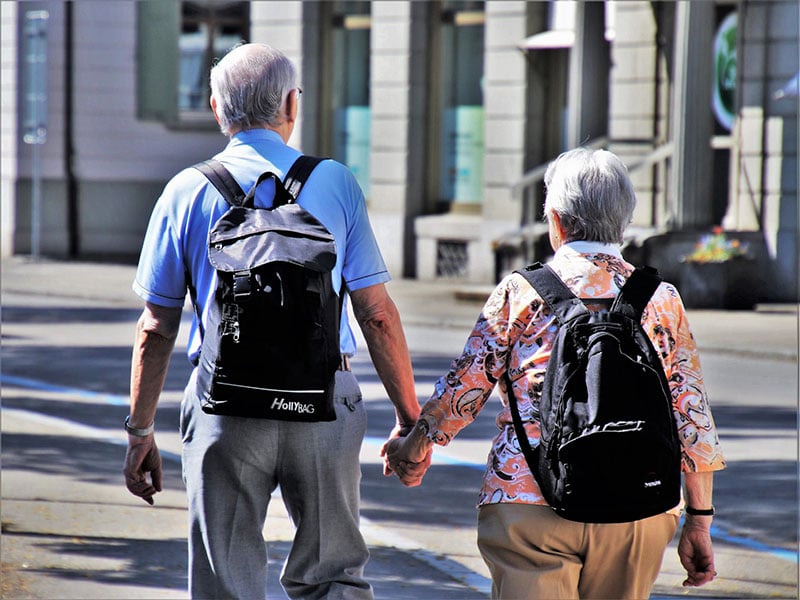 Como funciona o seguro viagem para idosos