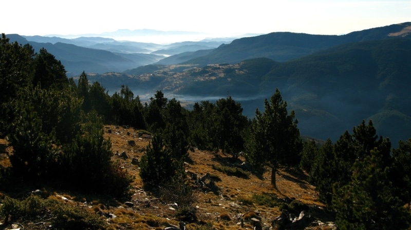 Cadeia montanhosa de Pireneus