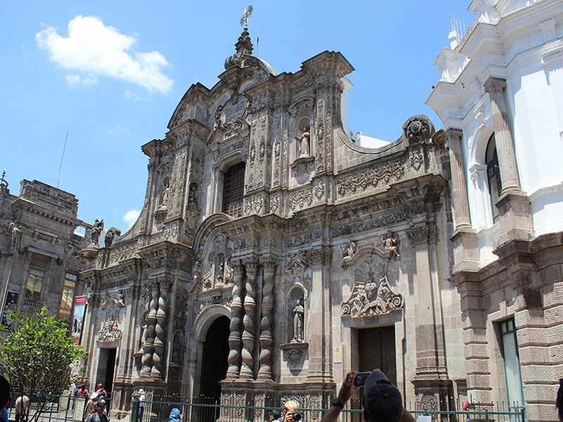 Turismo religioso em Quito