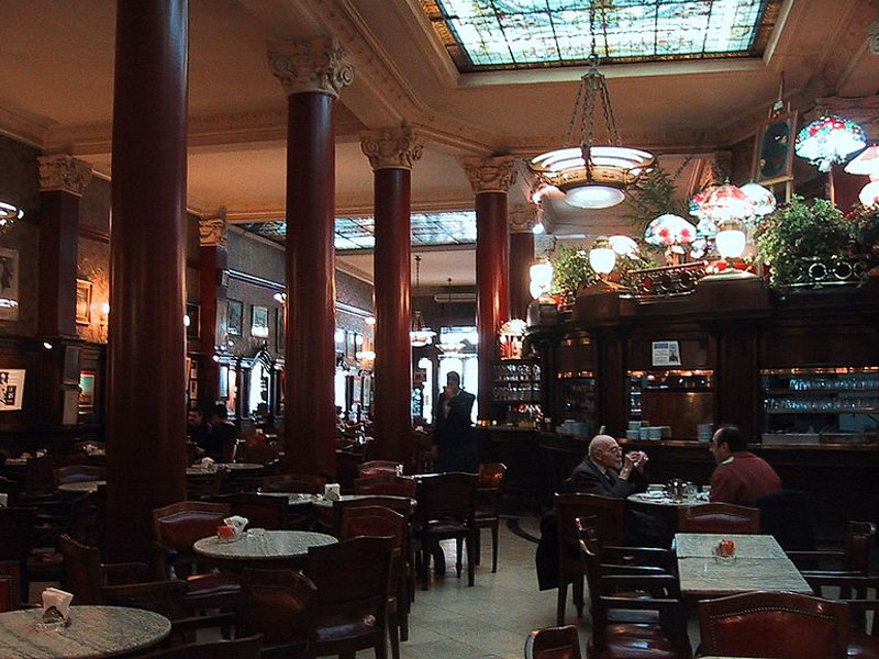 Cafeterias na América do Sul Onde comer na Argentina