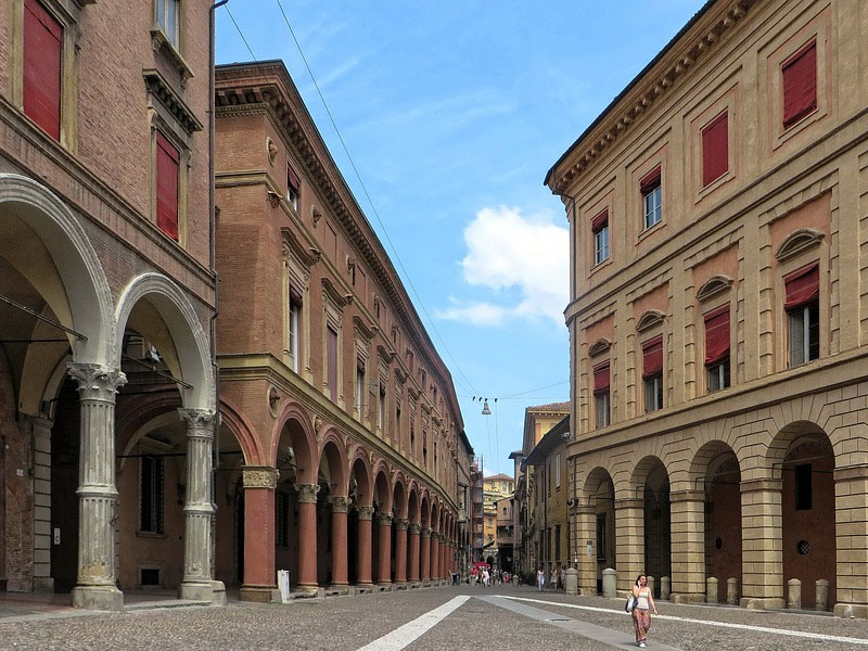 Passeio e jogo de exploração pelo centro histórico de Bolonha