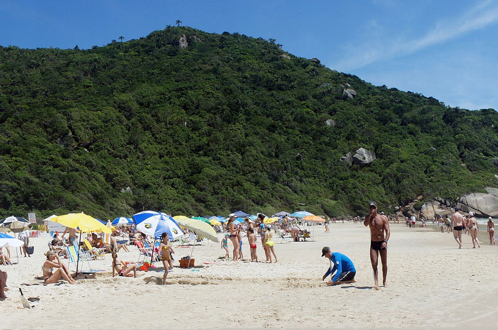 praia brava Florianópolis onde se hospedar