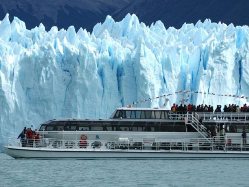 Passeios de barco no Perito Moreno