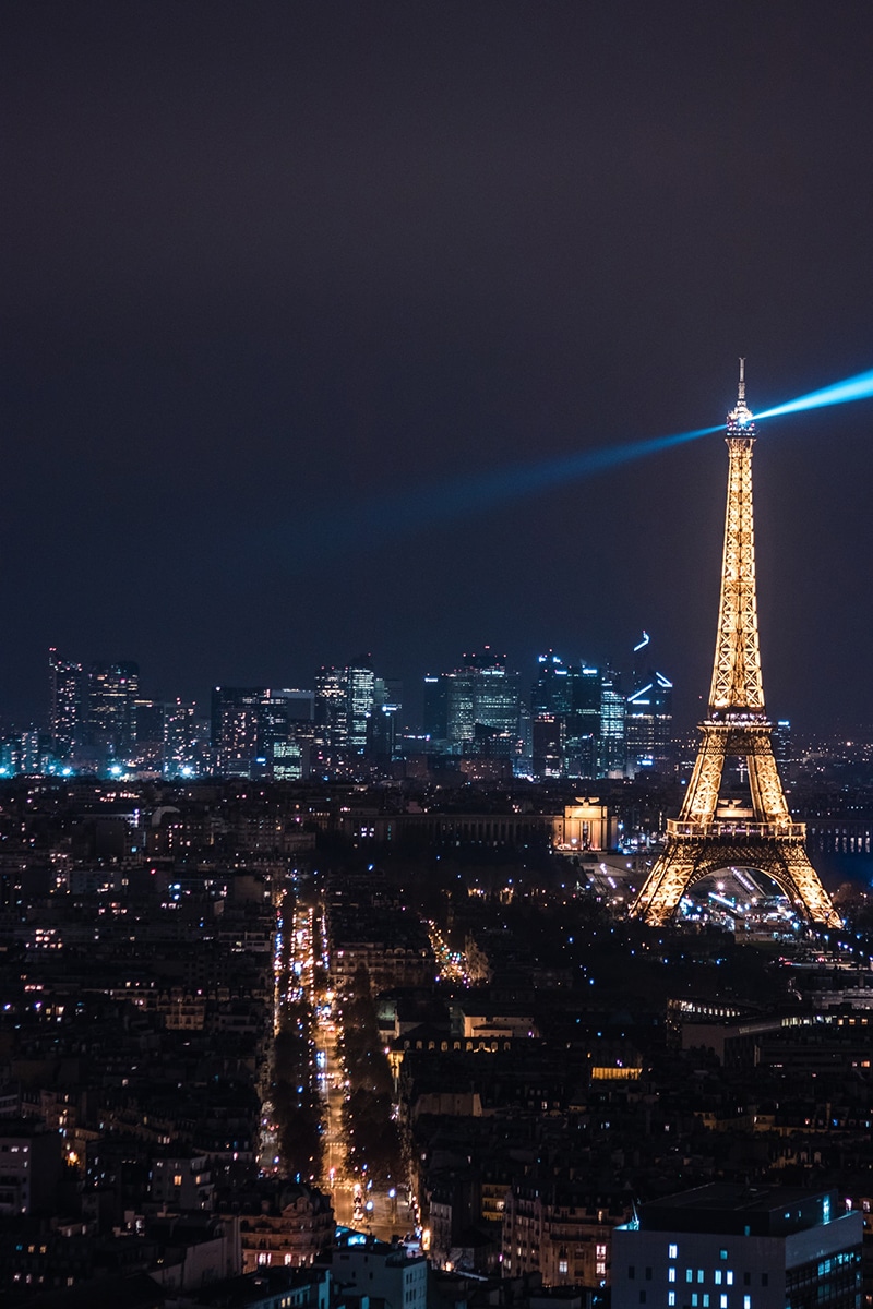 Festa de Ano Novo em Paris Ano Novo na Torre Eiffel