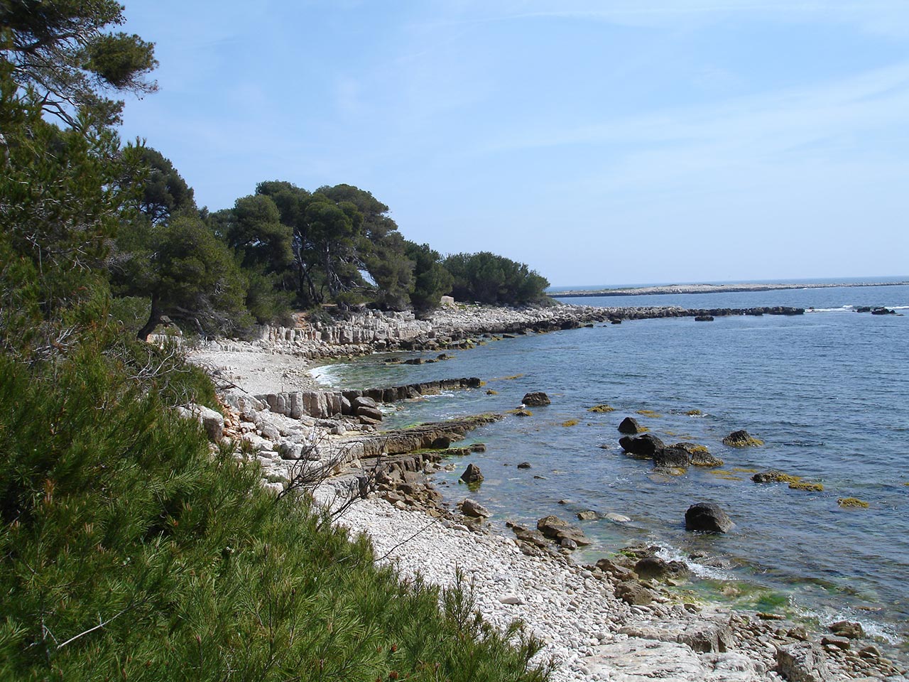 Pontos turísticos de Cannes à beira-mar