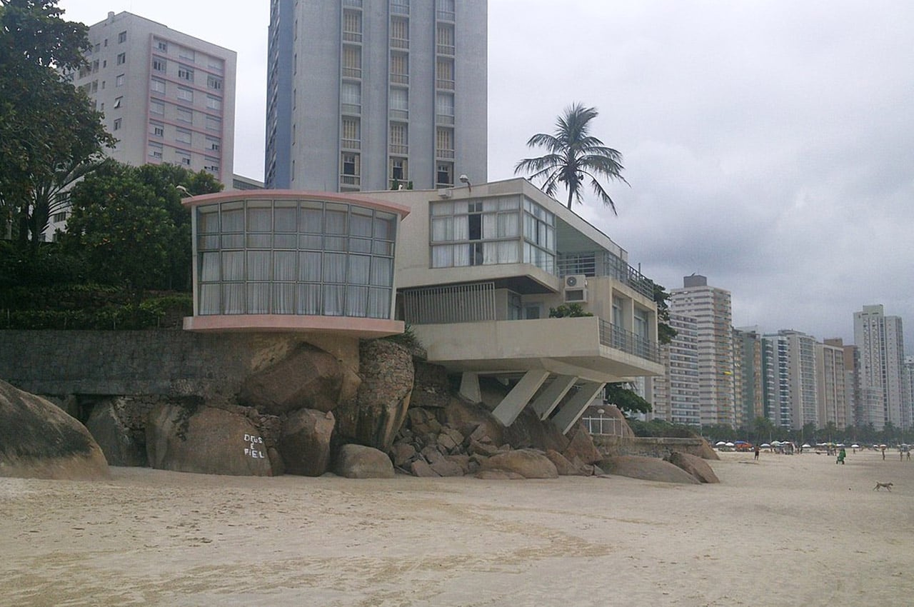 Praia das Astúrias