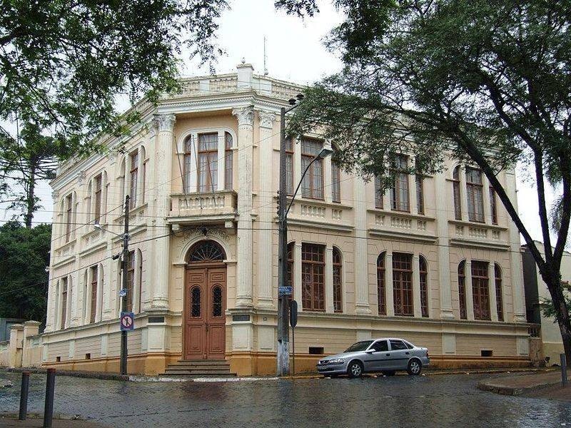 Passeio histórico em Curitiba