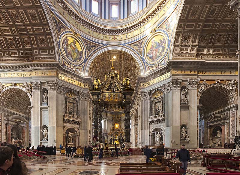 Altares da Basílica de São Pedro
