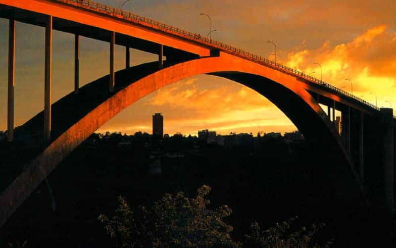 Ponte da Amizade