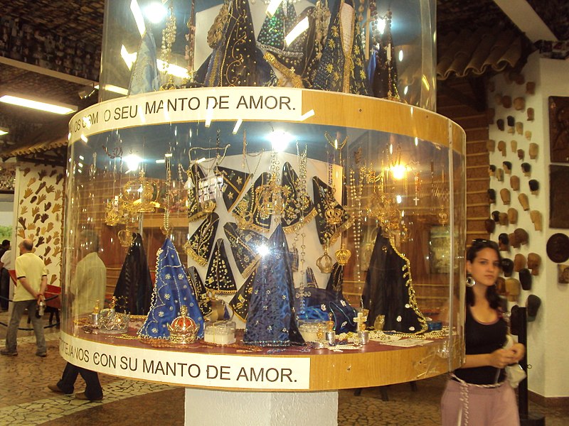 santuário de aparecida por dentro