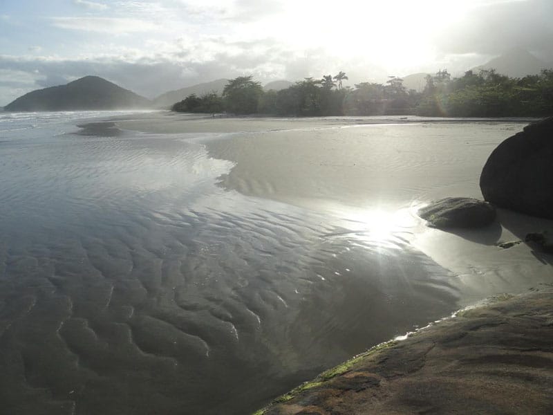 praia bonita em ubatuba