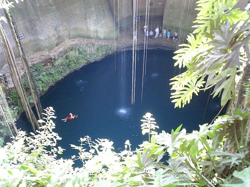 Cenote Suytun