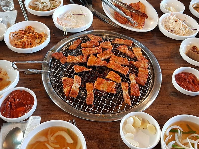 Quais as comidas típicas da Coreia do Sul? roteiro coreia do sul